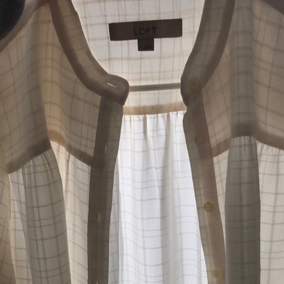 Off white long sleeves blouse - Picture 2 of 2